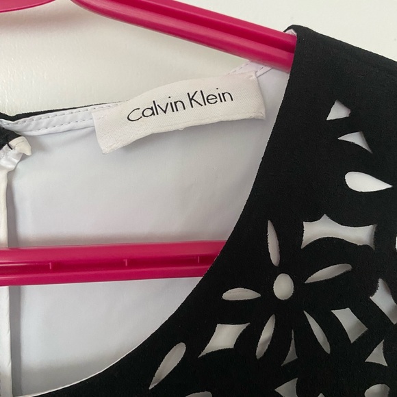 Black with cutout eyelet tank - Picture 2 of 2